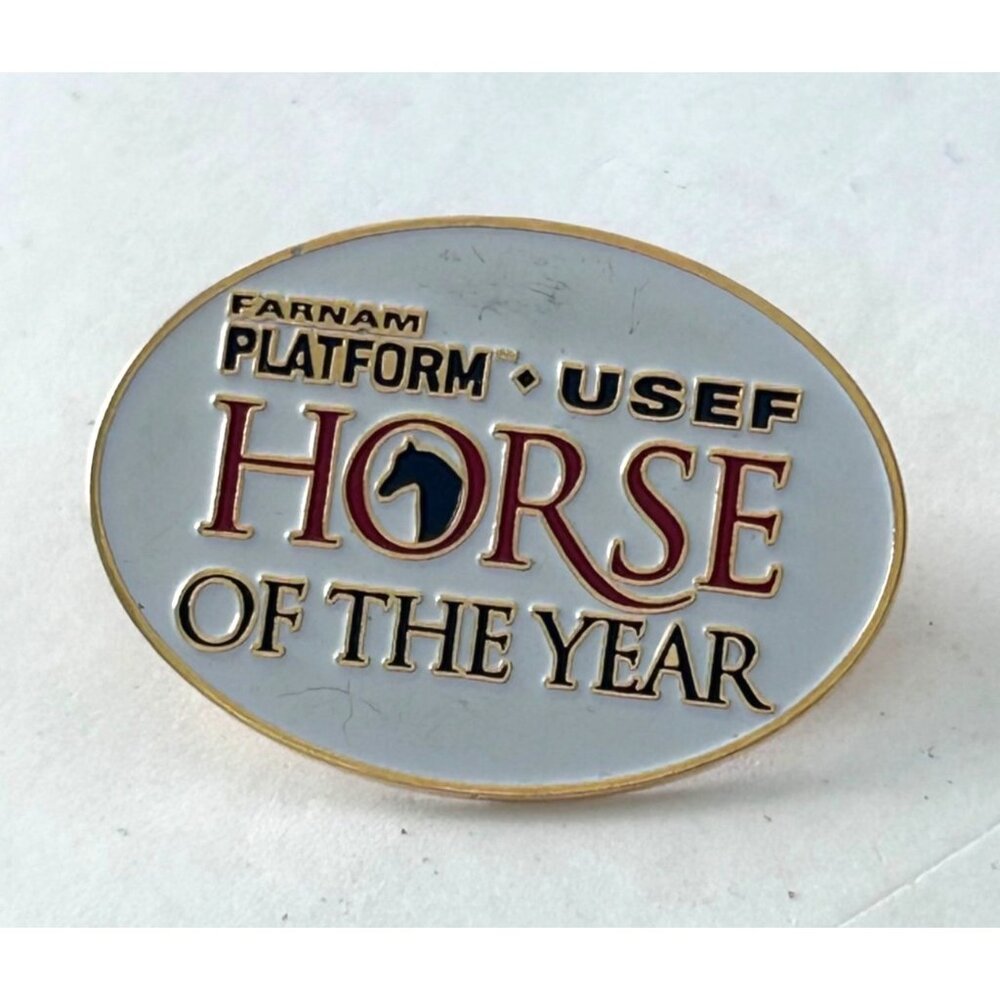 Farnam Platform USEF Horse Of The Year Enamel Lapel Pin Badge